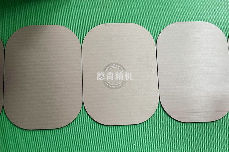 采購塑膠件貼膜機防踩坑指南